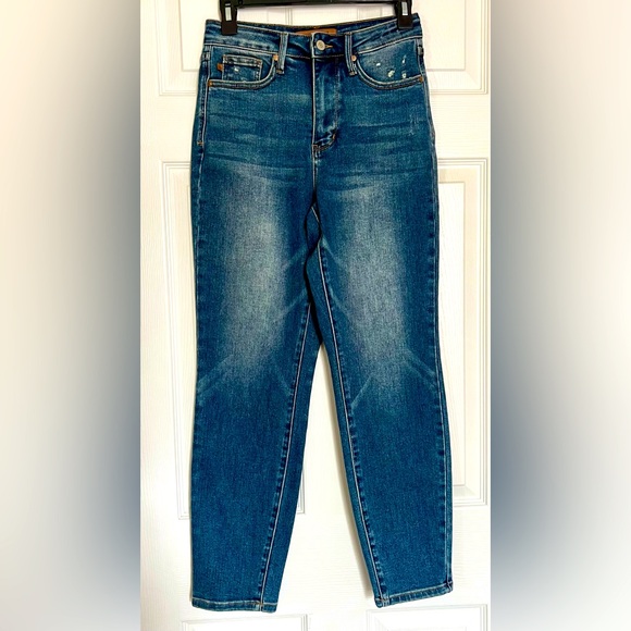 JUDY BLUE Slim Fit Distressed Straight Leg Blue Jeans Size 3/26 - Picture 1 of 11